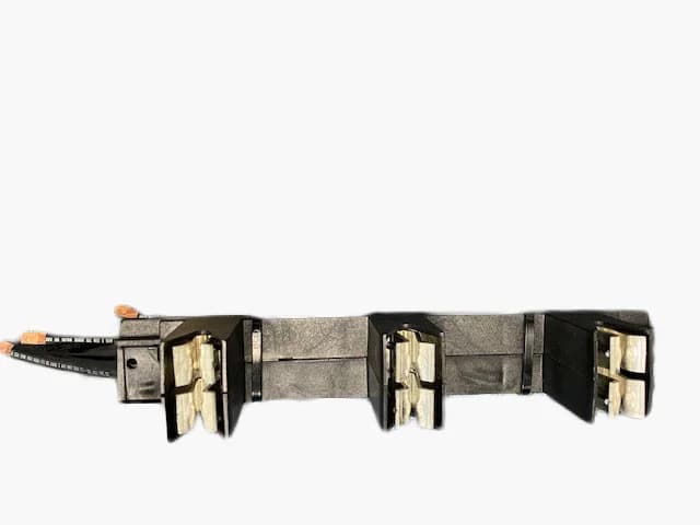 How to Identify the Correct Bus Stabs When Replacing Bus Plugs